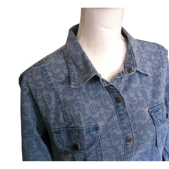 Woolrich Denim Shirt Jacket Snap Front Pockets Blue Floral Womens Size XL - Picture 2 of 10